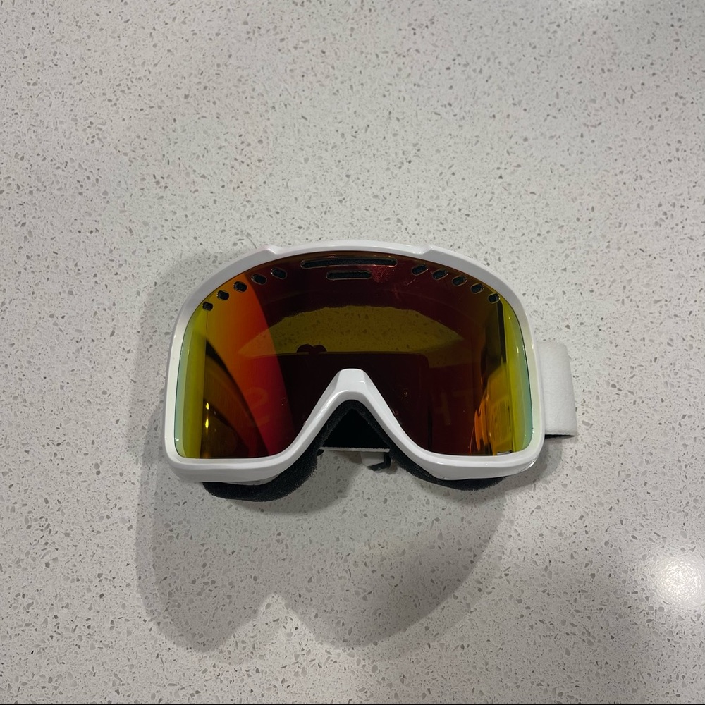 White Smith Ski Goggles